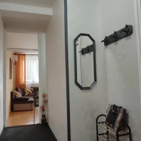 Apartment Sara *